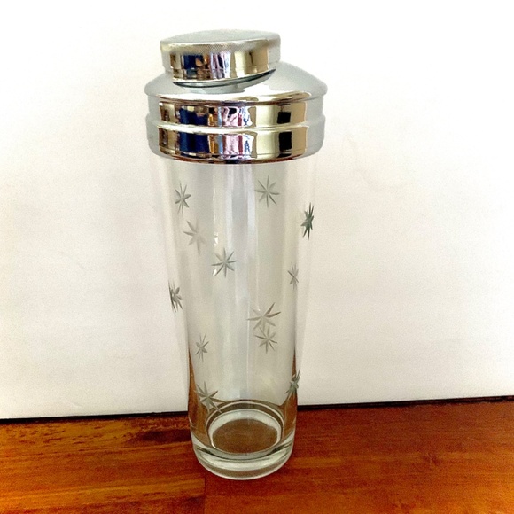 Cocktail Shaker Mid-Century Modern Etched Atomic Starburst - Picture 9 of 9
